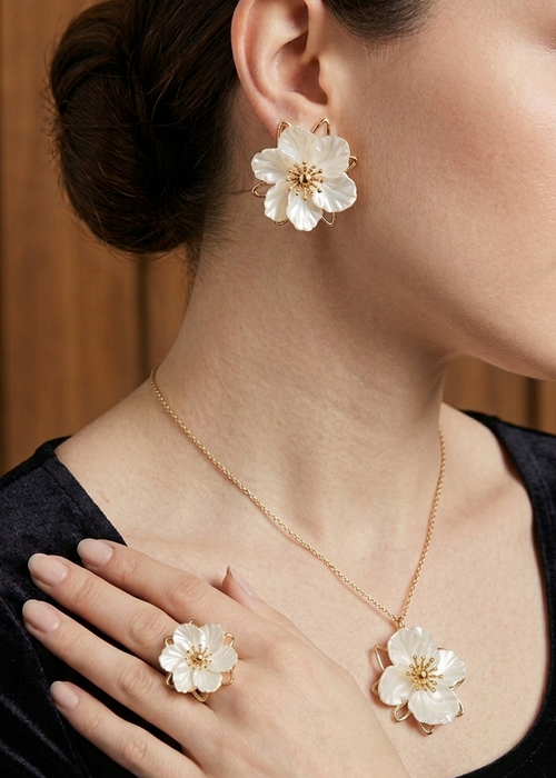 Camellia Blanc