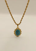 The Nostalgia Oval Pendant