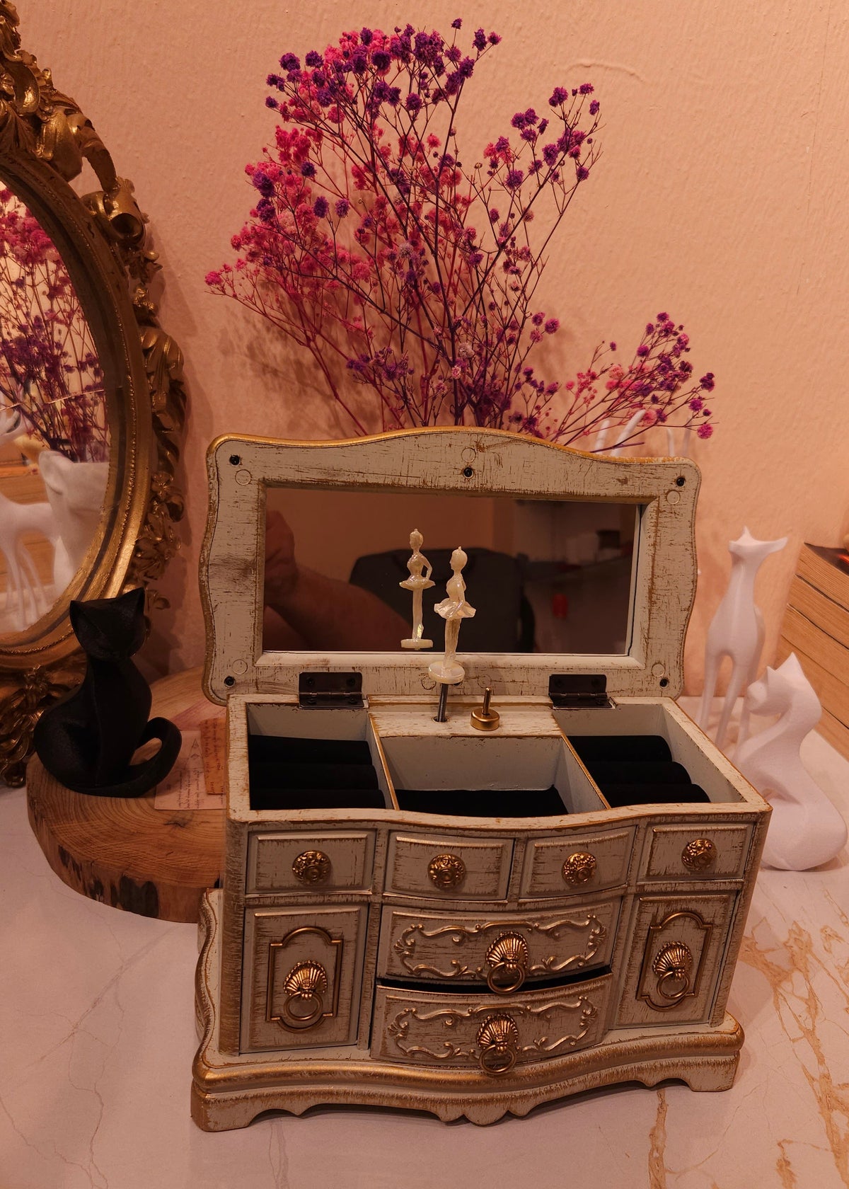 Ballet Melody Box🖤🎵🤍